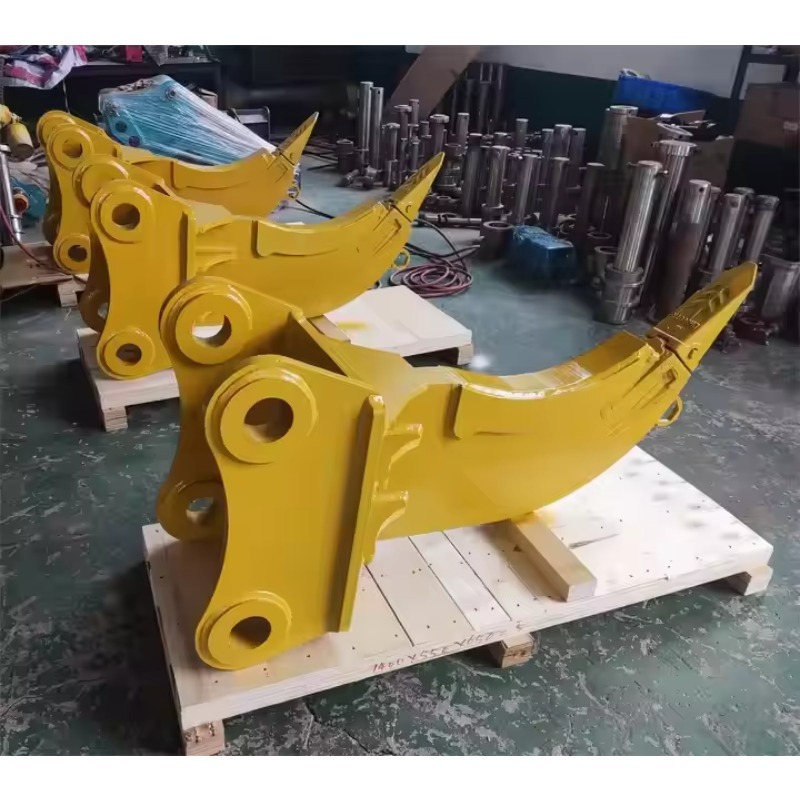 20トン級ロックルートリッパーアタッチメント、建設・鉱業機械 - Heavy Equipment Breaker のレビューと価格