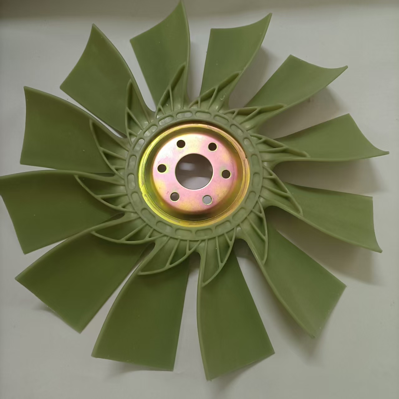 コマツ PC60-6/7 小型ヘッドショベルファンブレード  - Heavy Equipment Komatsu のレビューと価格