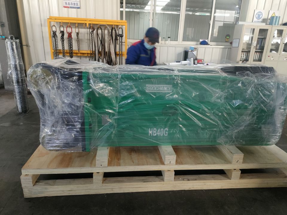 油圧ハンマー ジャックハンマー 工場直販 HB40G 重機  - Heavy Equipment Breaker のレビューと価格