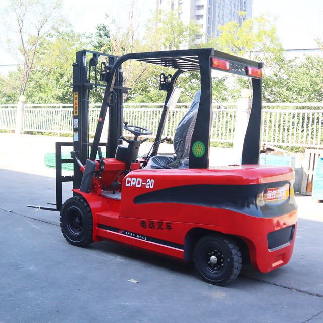 カスタム2.0トンフォークリフトトラック 重量物運搬機器 倉 - Heavy Equipment Logistics のレビューと価格